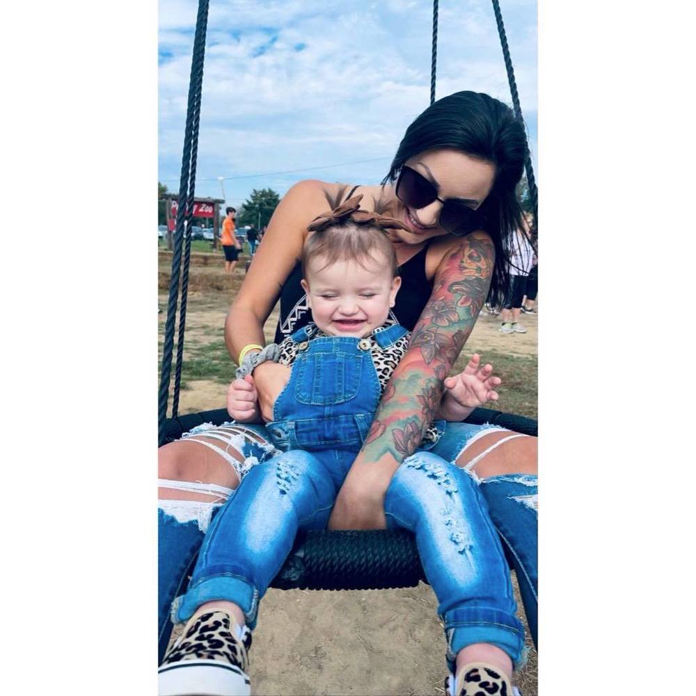 Meet your Posher, Lena